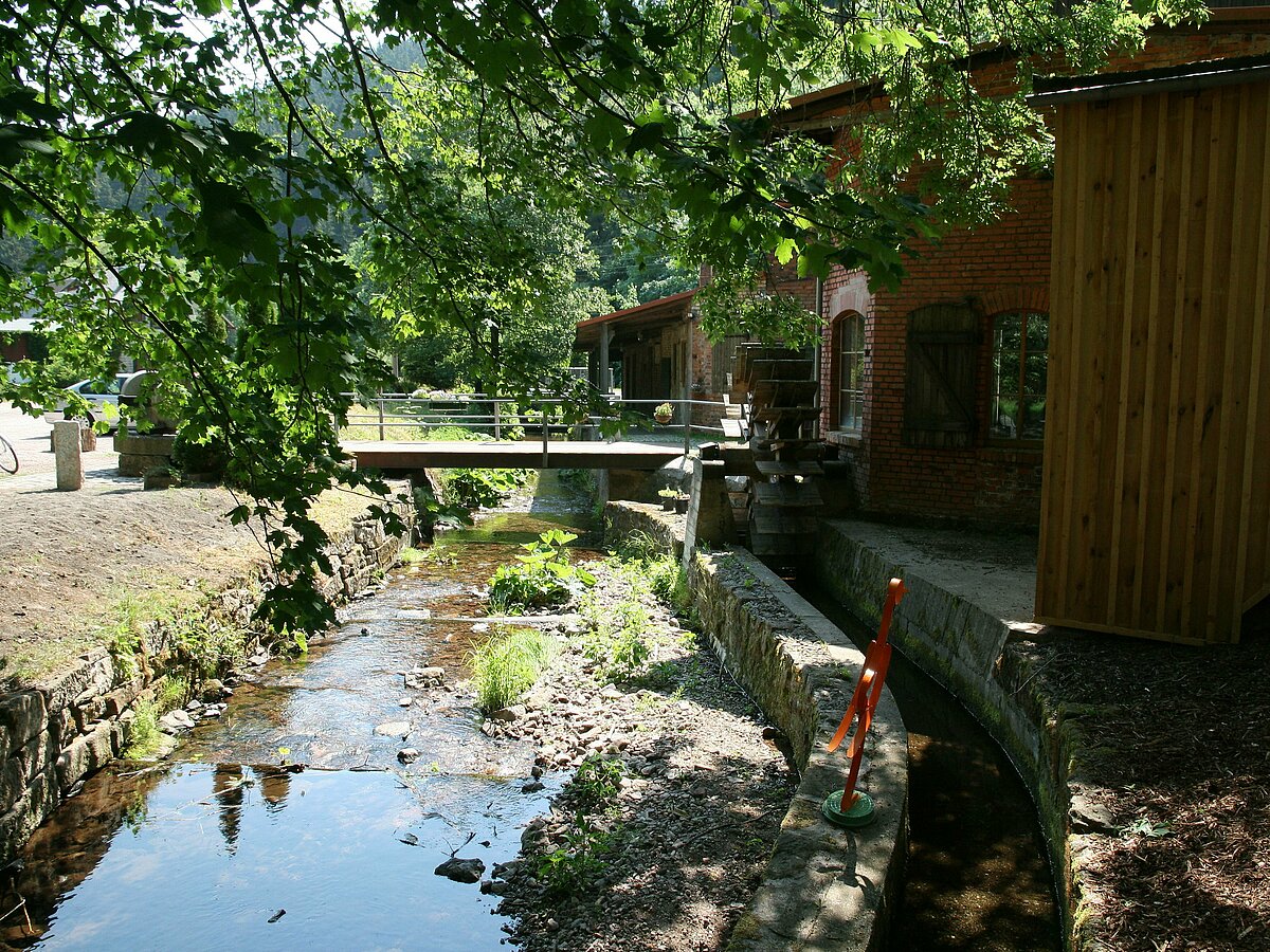 unterschlächtiges Wasserrad Braunsteinmühle Geraberg